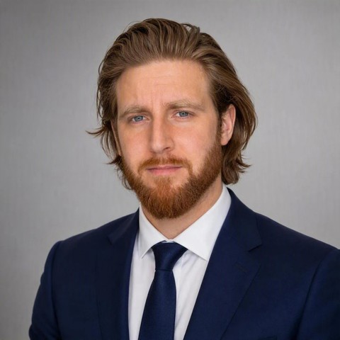 Camilo, Global Head – AUS